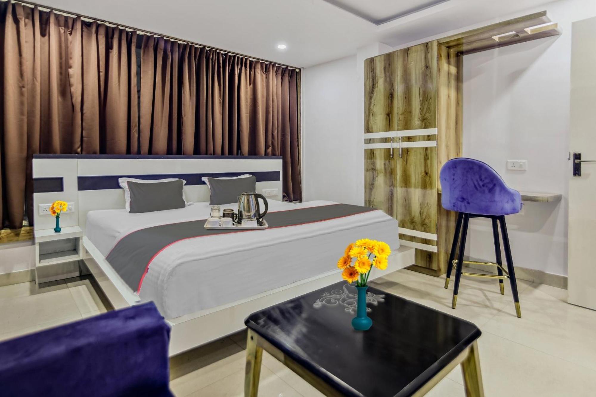 Hotel Capital O The Jumar Silwai Exterior foto